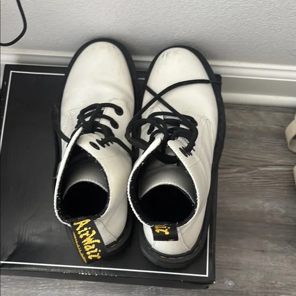 Dr. Martens White and Black Lace Up Boots 8-Eye Design - Picture 3 of 6